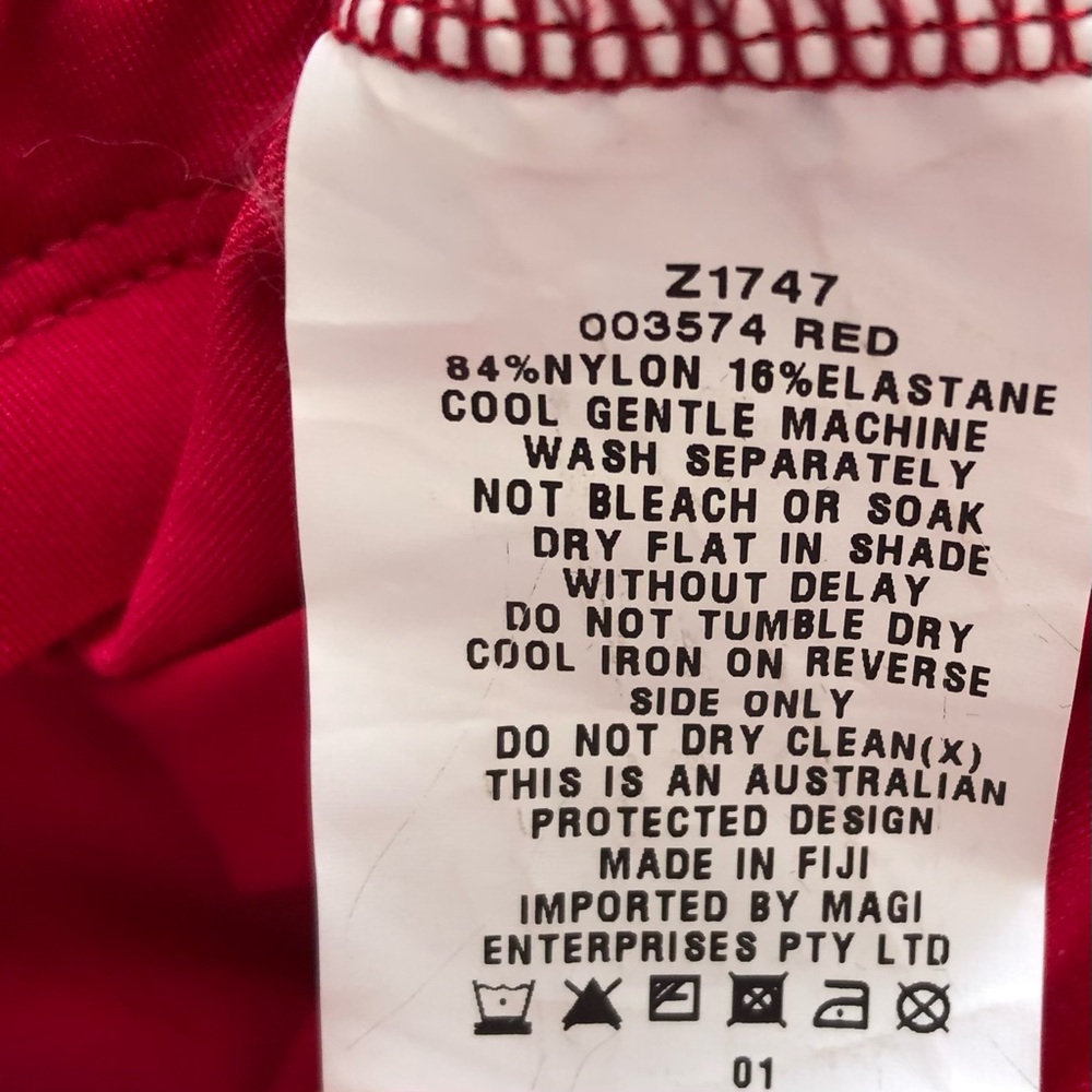 🌿 KOOKAI 🌿 red deep V neck bodysuit size 10 - Picture 5 of 6